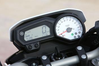 Yamaha_FZ8_30 Yamaha_FZ8_30
