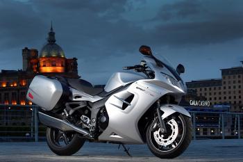 Triumph_SprintGT_23
