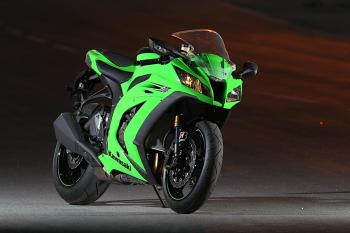 Kawasaki_ZX10R_11_06