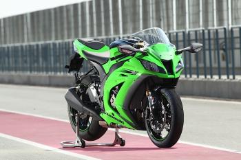 Kawasaki_ZX10R_11_20