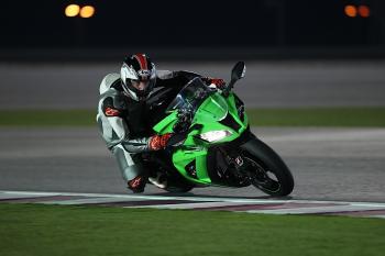 Kawasaki_ZX10R_11_28