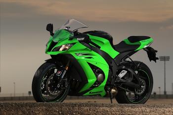 Kawasaki_ZX10R_11_38