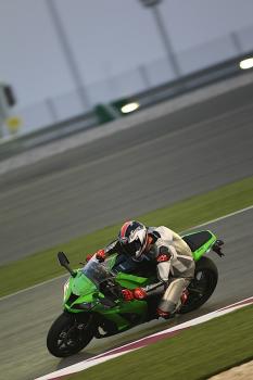 Kawasaki_ZX10R_11_46
