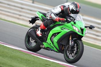 Kawasaki_ZX10R_11_48