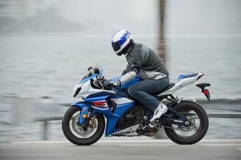 Suzuki_GSXR1000L2_27