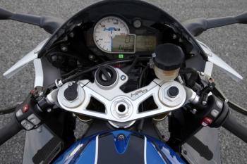 BMW_HP4_19