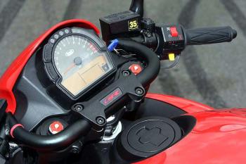 Buell_1125CR_12