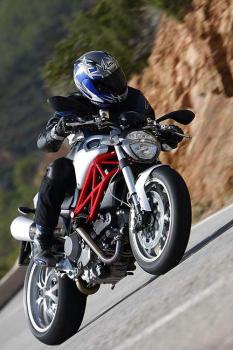 Ducati_Monster11_20
