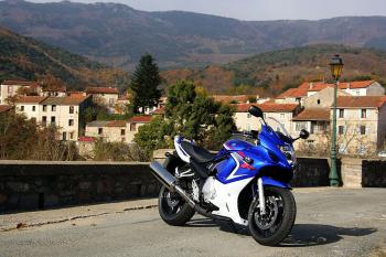 GSX_650F_17