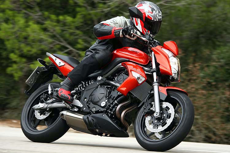 Kawasaki Er 6n Ash On Bikes