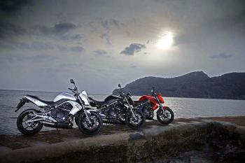 Kawasaki_ER6n_0921
