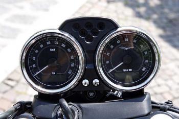 MotoGuzzi_V7_Classic_42