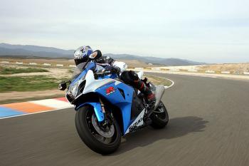 GSXR_1000_11