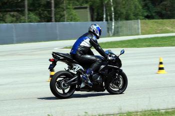 Honda_C-ABS_01