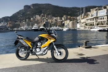 Honda_Transalp_05