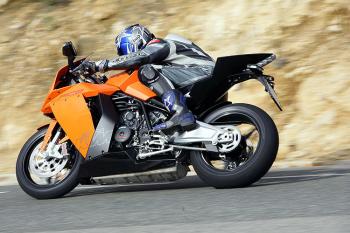 KTM_1190_RC8_03