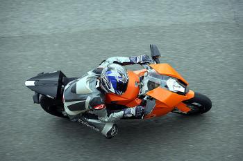KTM_1190_RC8_04