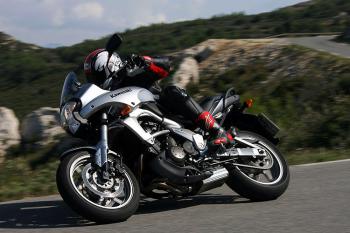 Kawasaki_Versys_008
