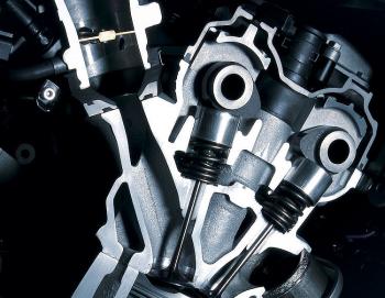 Suzuki_GSXR-1000_K9_tech_07