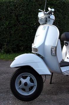 Vespa_PX200_03