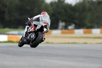 Aprilia_RSV4R_04 Aprilia_RSV4R_04