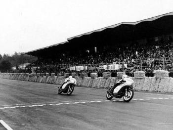 Ducati_750_Imola_1972_02_1024x768 Ducati_750_Imola_1972_02_1024x768