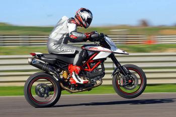 Ducati_Hypermotard_Evo11_08 Ducati_Hypermotard_Evo11_08