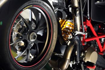 Ducati_Hypermotard_Evo11_24 Ducati_Hypermotard_Evo11_24