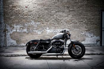 Harley_48_01
