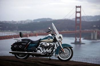  Harley_Road_King_Classic_006