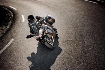 Kawasaki_1400GTR_09 Kawasaki_1400GTR_09