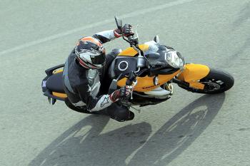 Kawasaki_Versys_10_03