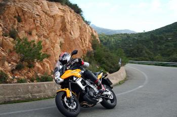 Kawasaki_Versys_10_19