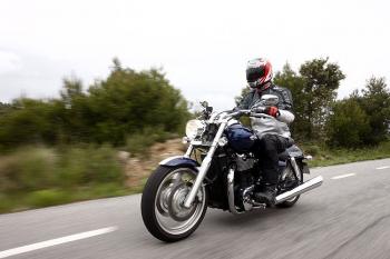  Triumph_Thunderbird_02