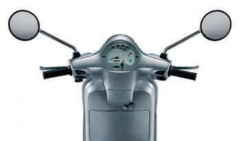 Vespa_LX_10