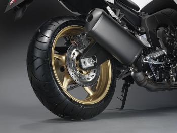 Yamaha_FZ8_11