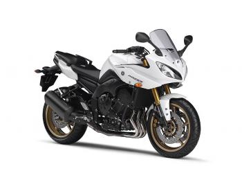 Yamaha_Fazer8_11