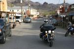 Oatman itself looks lie a wild west town, but that‘s just how it is.